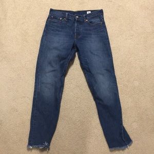 Levi’s with frayed bottoms